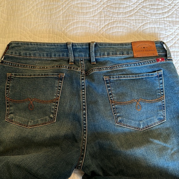 Lucky Leyla boot jeans - Picture 4 of 10